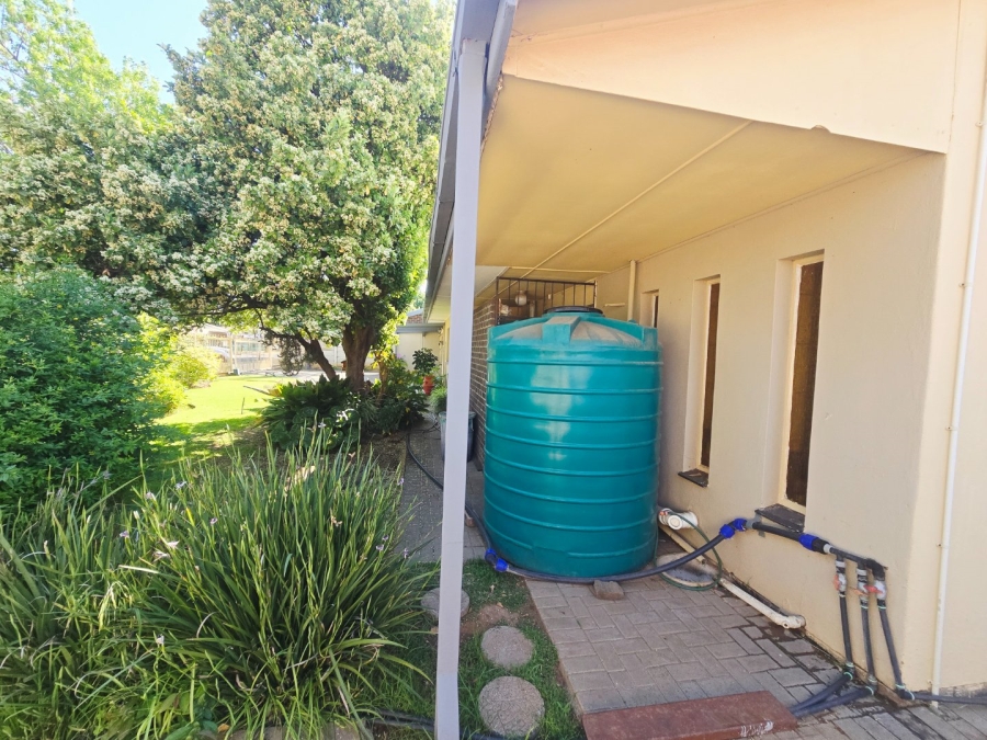 4 Bedroom Property for Sale in Fichardt Park Free State